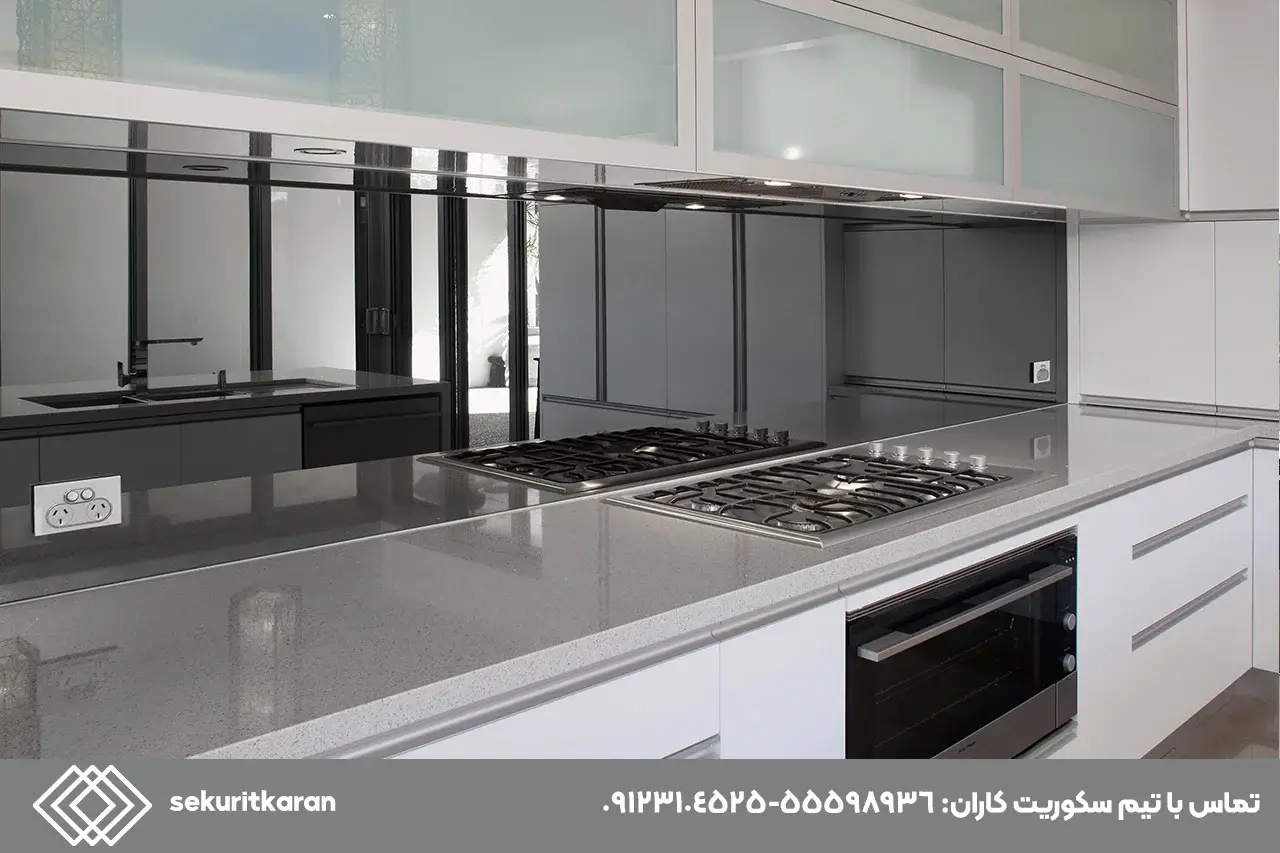 انواع کاربرد آینه کاری - آینه کاری بین کابینتی